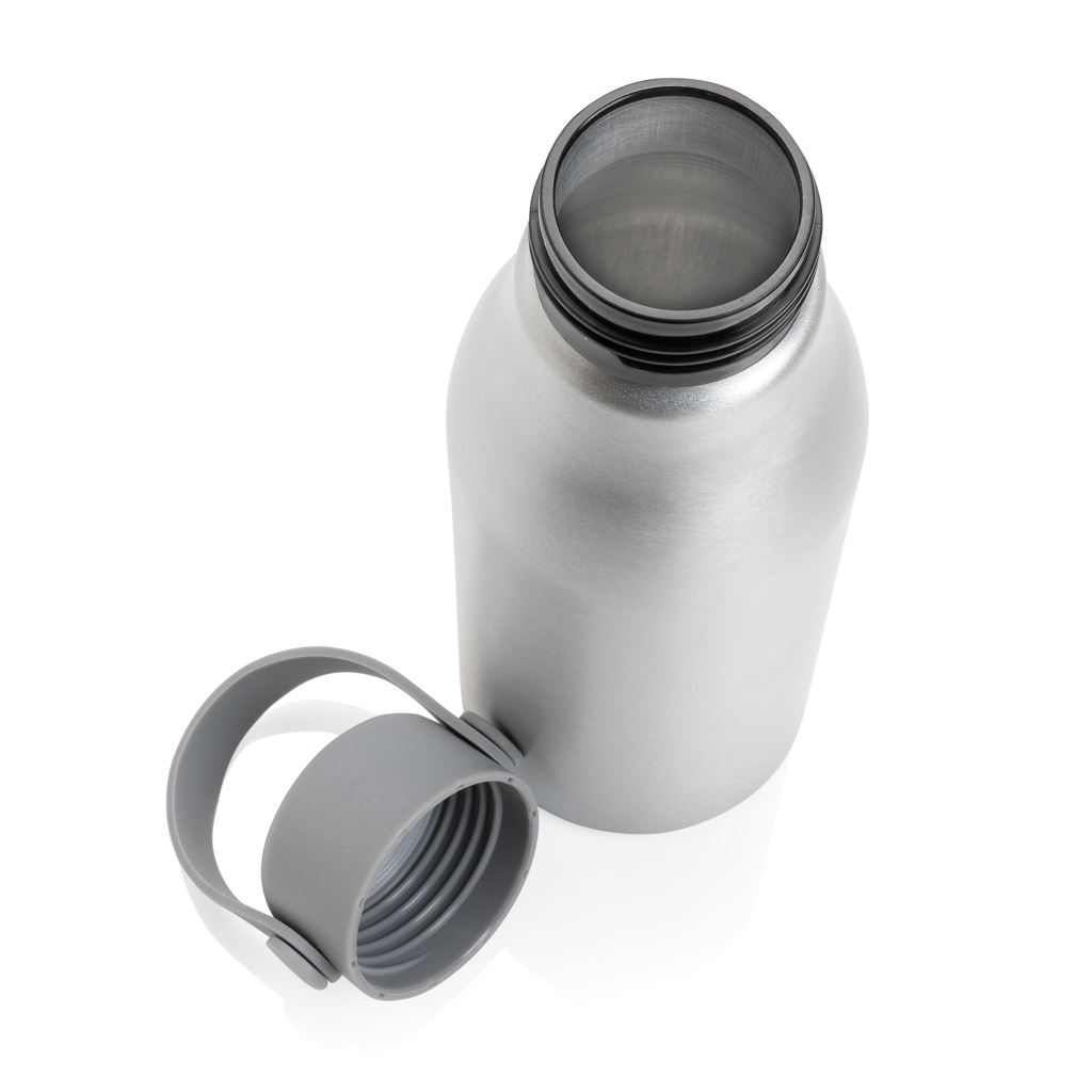 Pluto Flasche aus RCS-zertifiziert recyceltem Alu 680ml