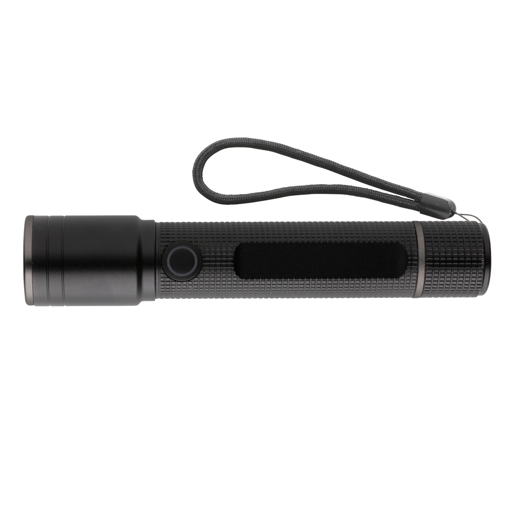 Gear X Taschenlampe aus RCS recycelt. Aluminium mit USB-Akku